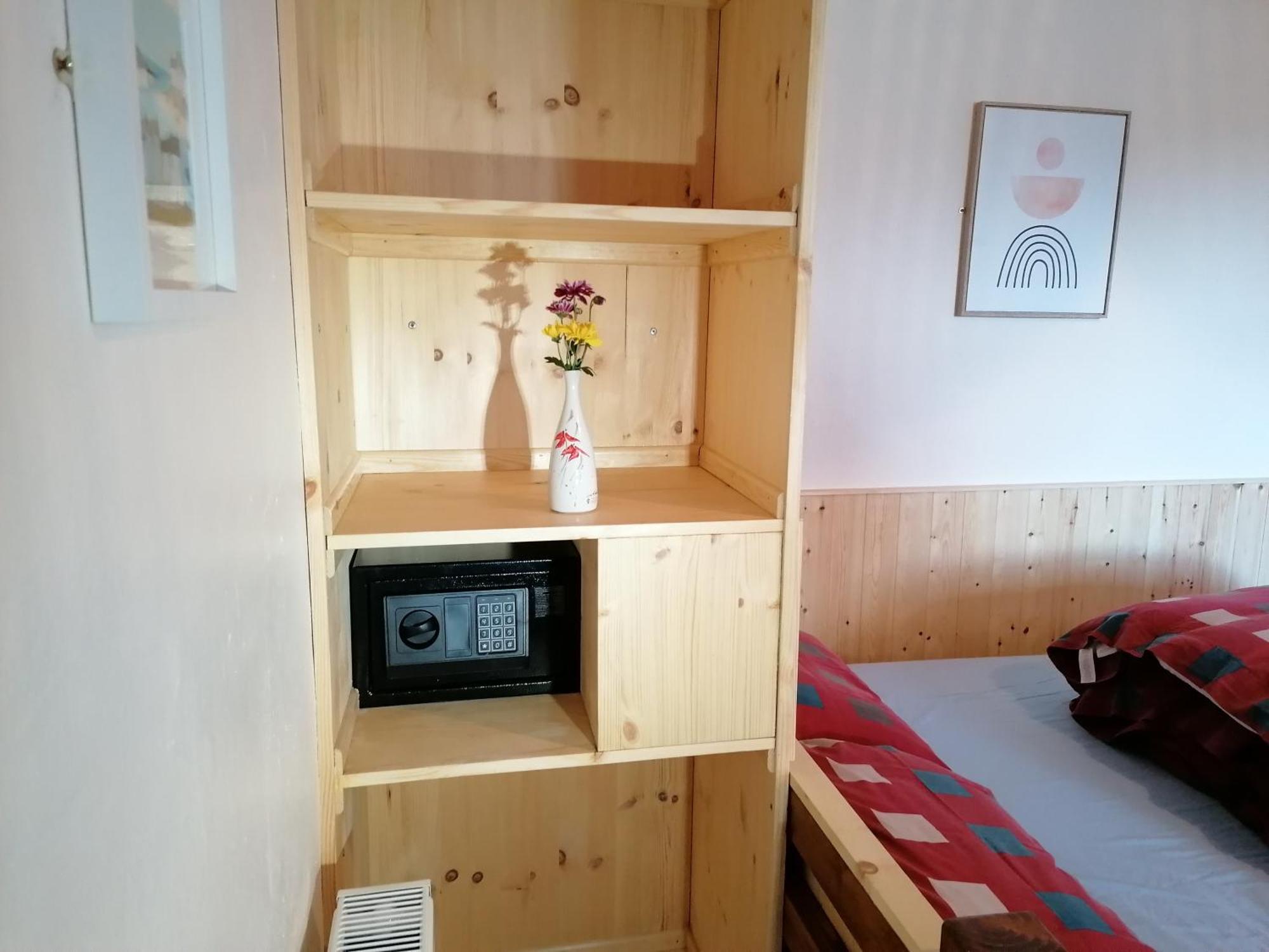 Aille River Tourist Hostel And Camping Doolin Cameră foto