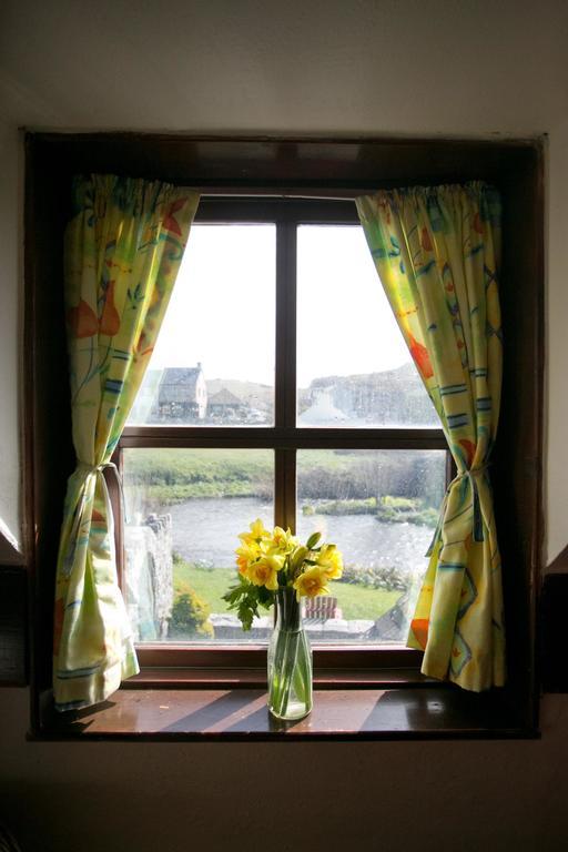 Aille River Tourist Hostel And Camping Doolin Cameră foto