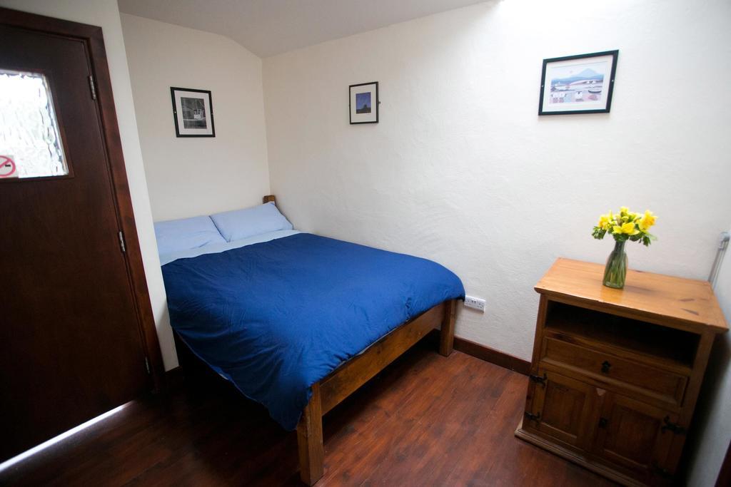 Aille River Tourist Hostel And Camping Doolin Cameră foto