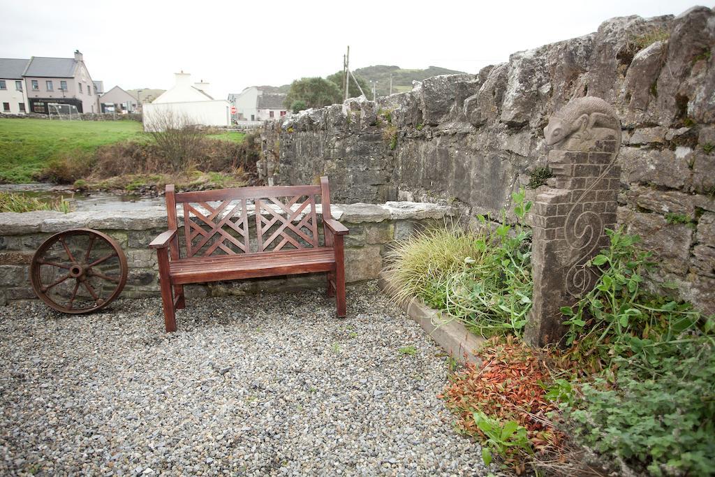 Aille River Tourist Hostel And Camping Doolin Exterior foto